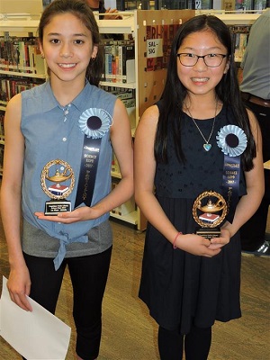 Science Expo 2017 Kate Zraly and Madeleine Quong-Lee web.jpg