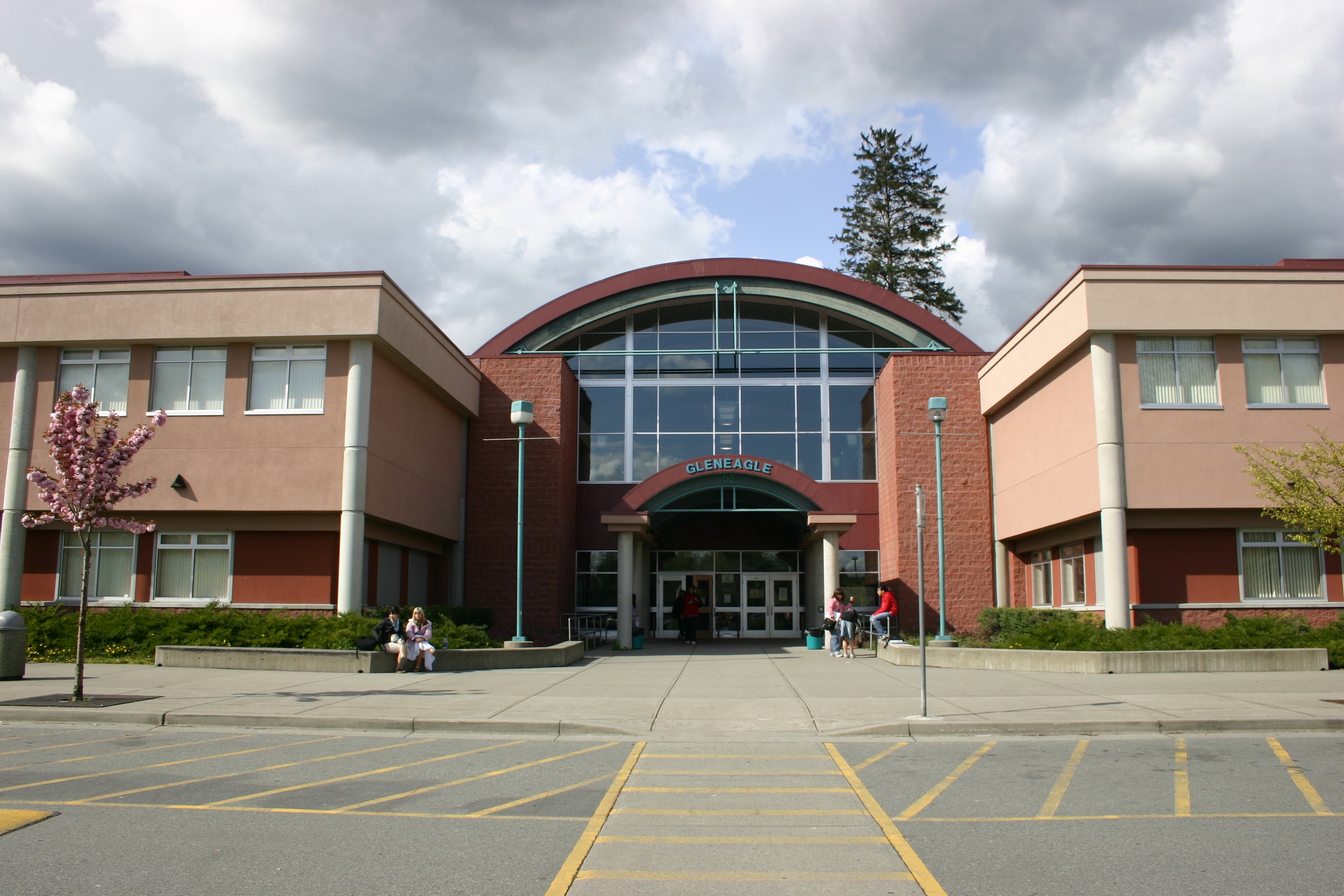 Welcome to GLENEAGLE SECONDARY