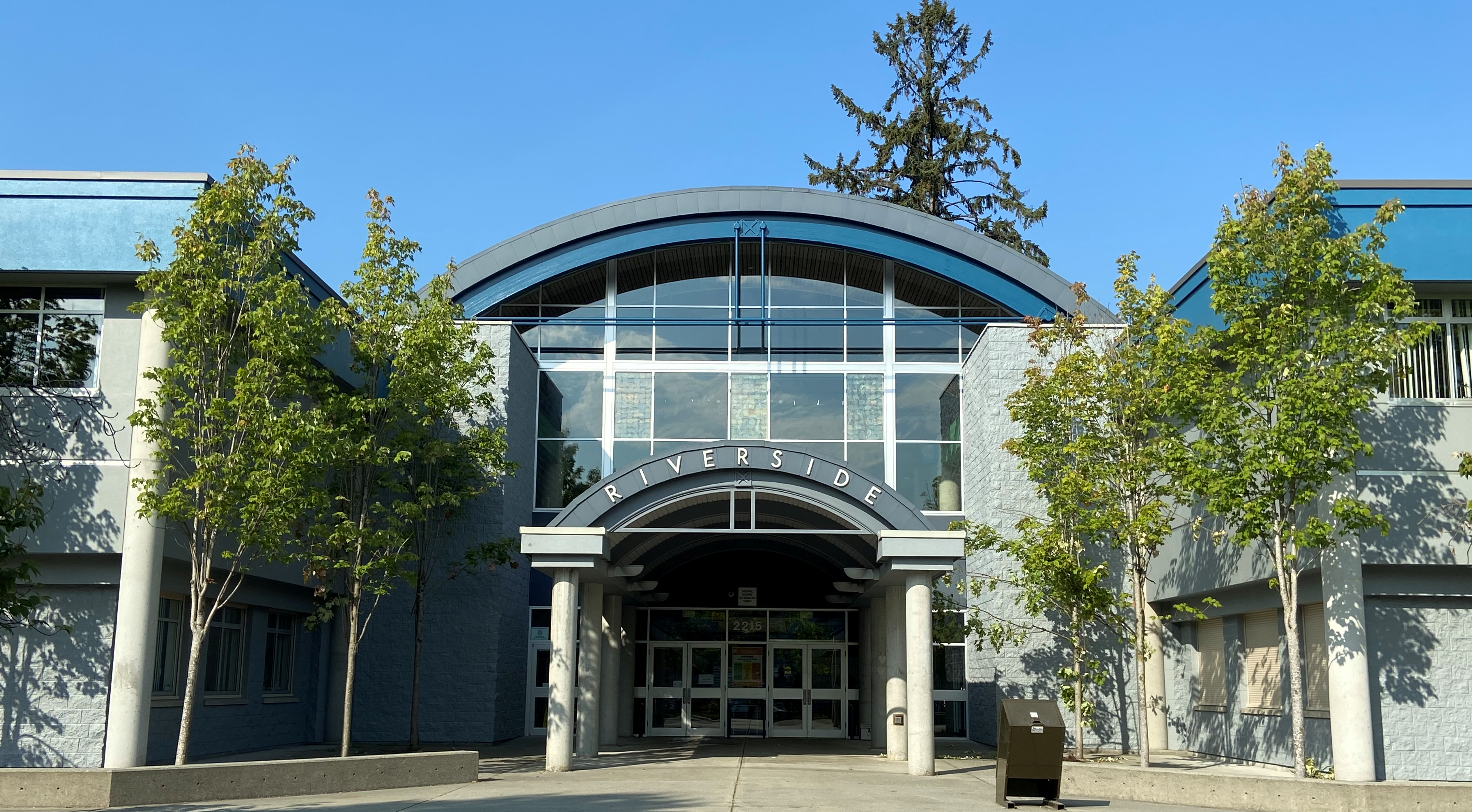 Home - École Riverside Secondary School